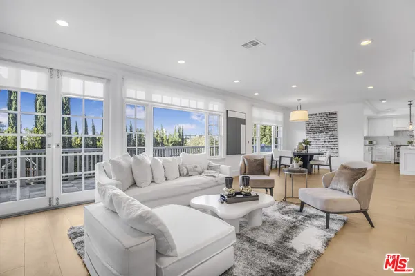 $36,900 | 14619 Valley Vista Boulevard, Sherman Oaks, CA 91403