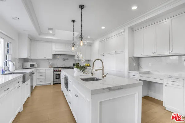 $36,900 | 14619 Valley Vista Boulevard, Sherman Oaks, CA 91403