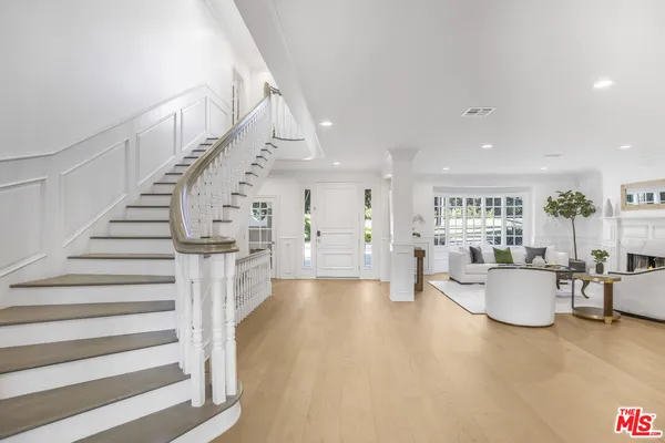 $36,900 | 14619 Valley Vista Boulevard, Sherman Oaks, CA 91403