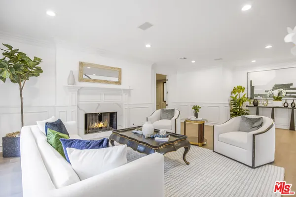 $36,900 | 14619 Valley Vista Boulevard, Sherman Oaks, CA 91403