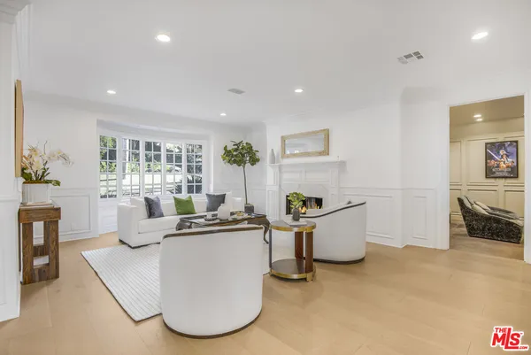 $36,900 | 14619 Valley Vista Boulevard, Sherman Oaks, CA 91403