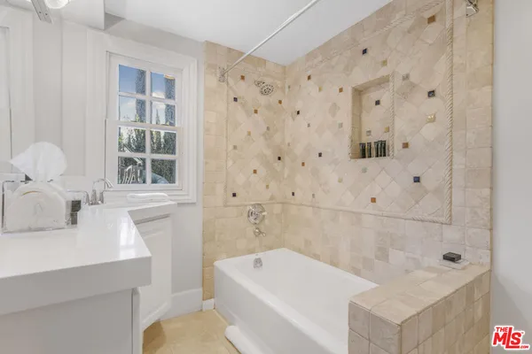 $36,900 | 14619 Valley Vista Boulevard, Sherman Oaks, CA 91403