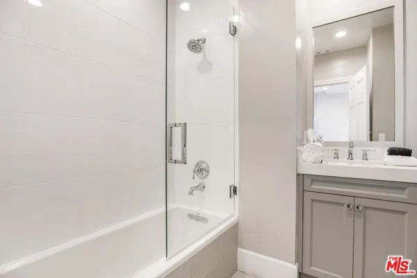 $36,900 | 14619 Valley Vista Boulevard, Sherman Oaks, CA 91403