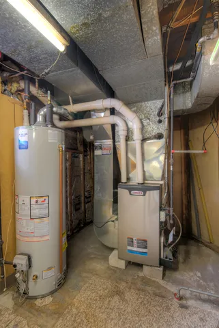 $210,000 | 14533 South Parnell Avenue, Riverdale, IL 60827