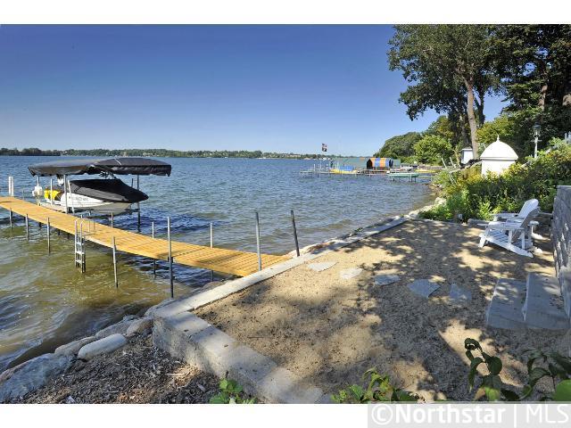 2933 Casco Point Road Orono, MN 55391 - Photo 17 of 18 Gallery Image 17