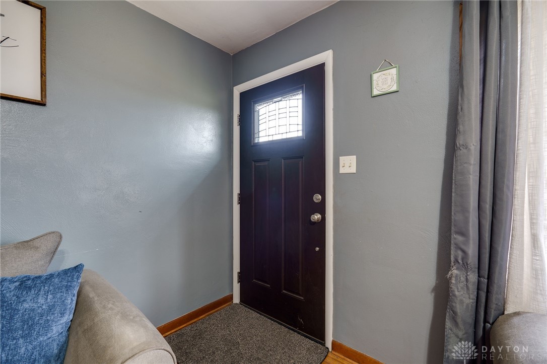 3859 Shaker Road Franklin, OH 45005 - Photo 7 of 41 Gallery Image 7