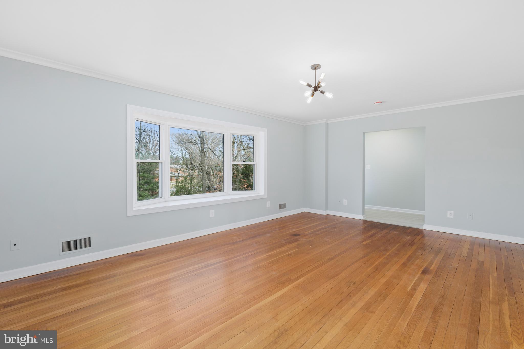 8713 Briarcroft Lane Laurel, MD 20708 - Photo 9 of 41 Gallery Image 9