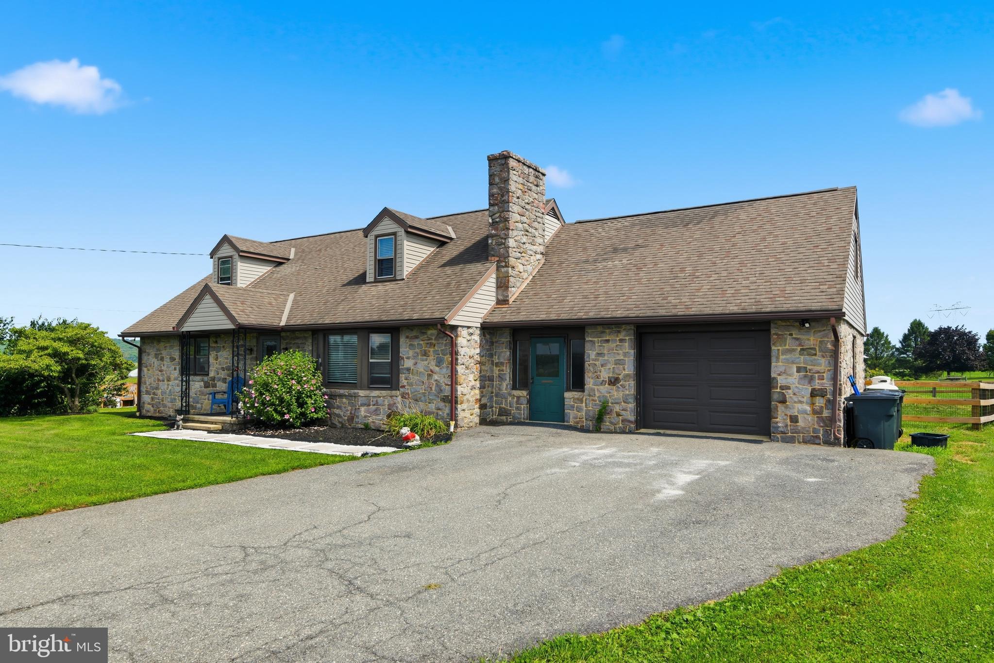 2245 Moselem Spring Road Fleetwood, PA 19522 - Photo 6 of 51 Gallery Image 6