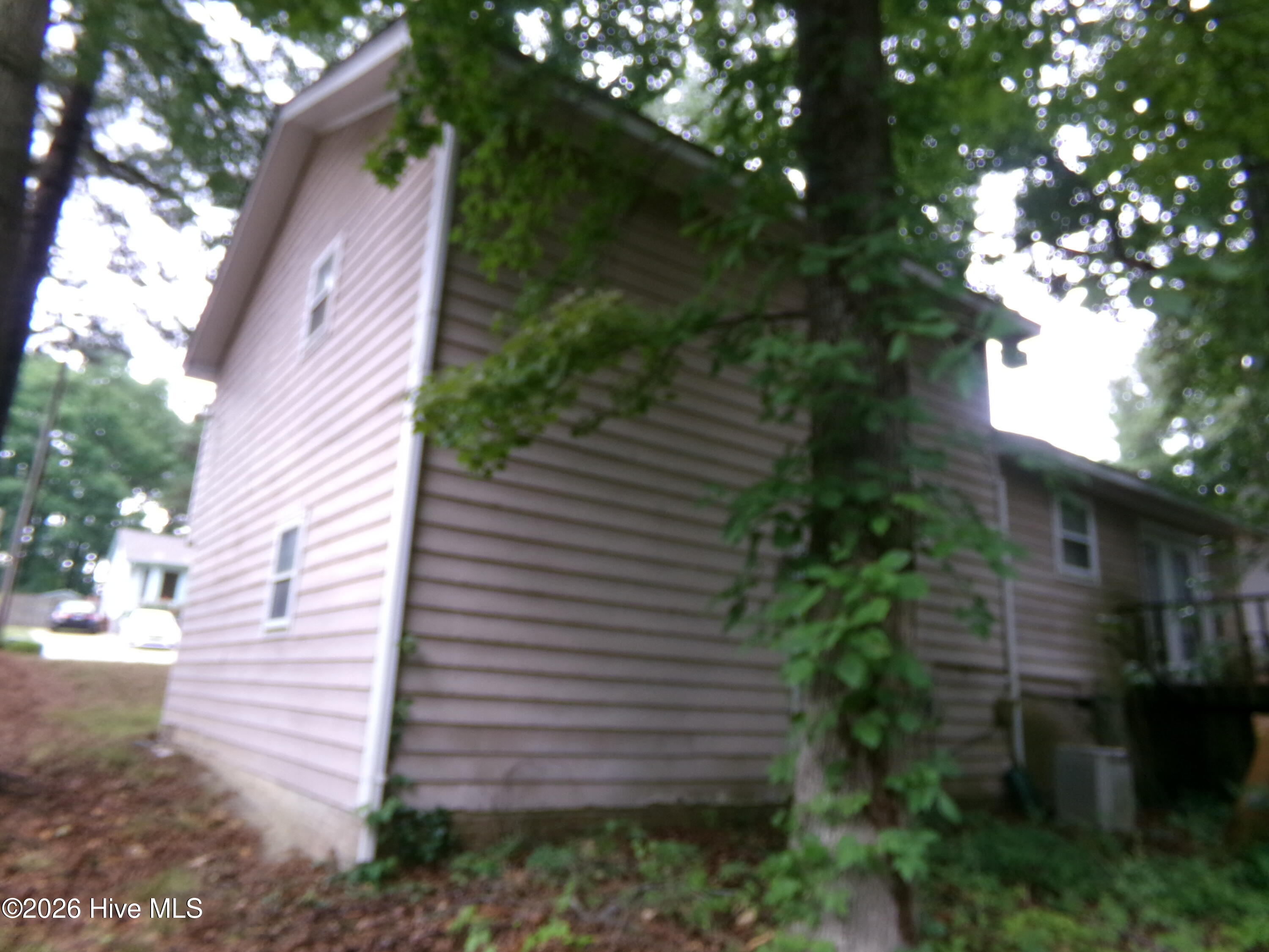 2804 Sourwood Street Raleigh, NC 27610 - Photo 7 of 17