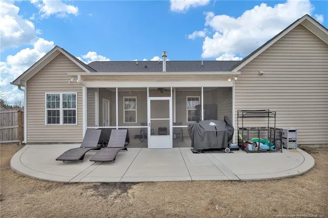 $395,000 | 1605 Lizzie Lou Court, Hope Mills, NC 28348