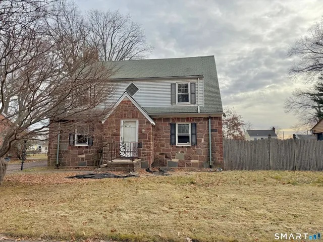 $145,600 | 60 Hubbard Road, Hartford, CT 06114