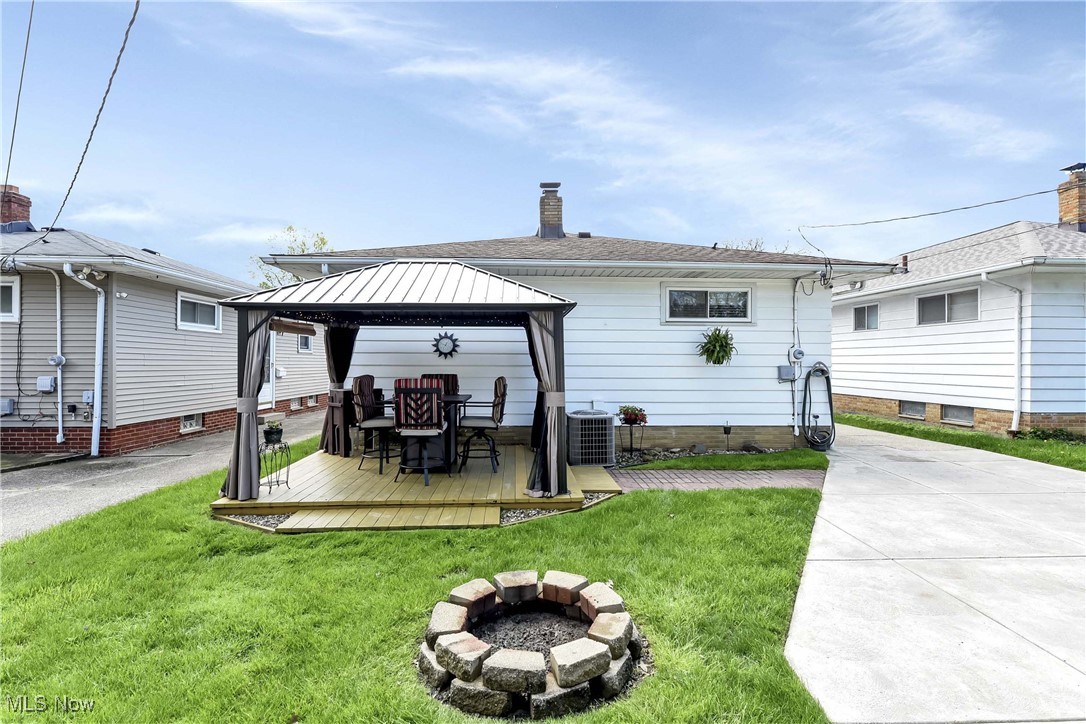 13717 Carpenter Road Garfield Heights, OH 44125 - Photo 7 of 43