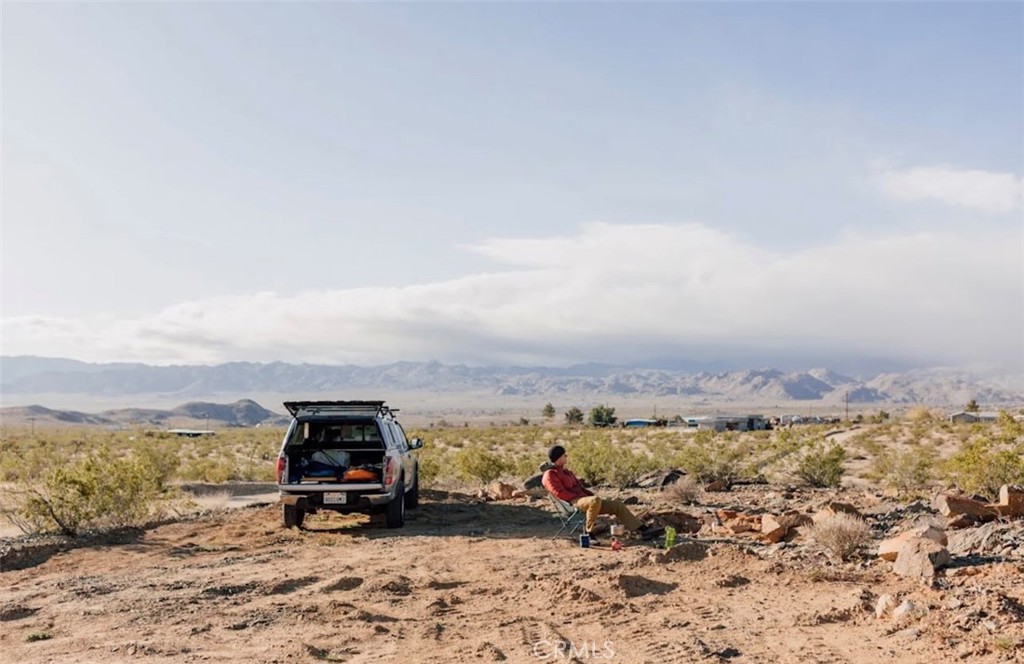 3170 Stonehill Avenue Joshua Tree, CA 92252 - Photo 5 of 11