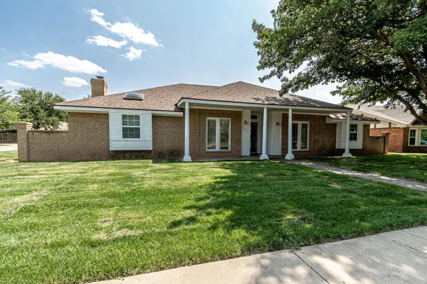 $299,900 | 7301 Dukes Place, Amarillo, TX 79109