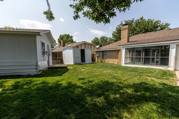 $299,900 | 7301 Dukes Place, Amarillo, TX 79109