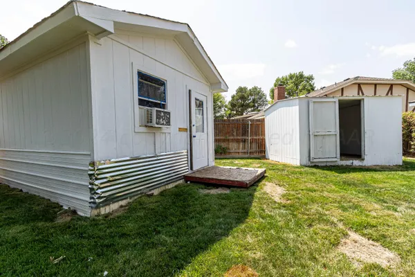 $299,900 | 7301 Dukes Place, Amarillo, TX 79109