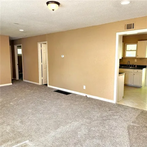 $189,900 | 17604 Montgall Drive, Belton, MO 64012