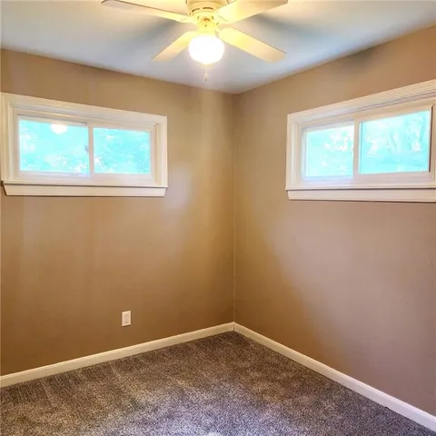 $189,900 | 17604 Montgall Drive, Belton, MO 64012