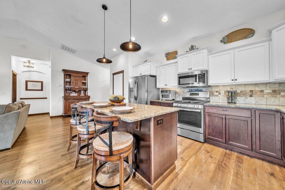 8557 Scotsworth Street Post Falls, ID 83854 - Photo 8 of 49 Kitchen