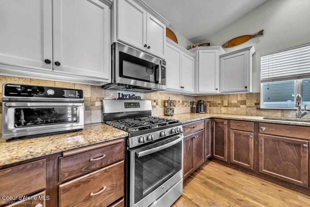 8557 Scotsworth Street Post Falls, ID 83854 - Photo 10 of 49 Kitchen