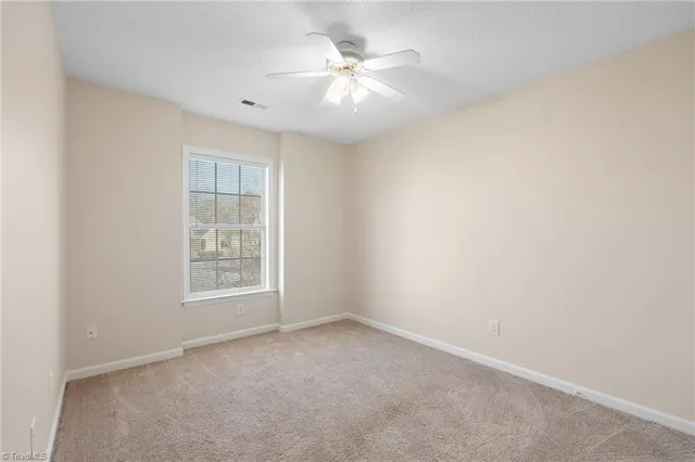 $260,000 | 15 Wimbledon Lane, Greensboro, NC 27455