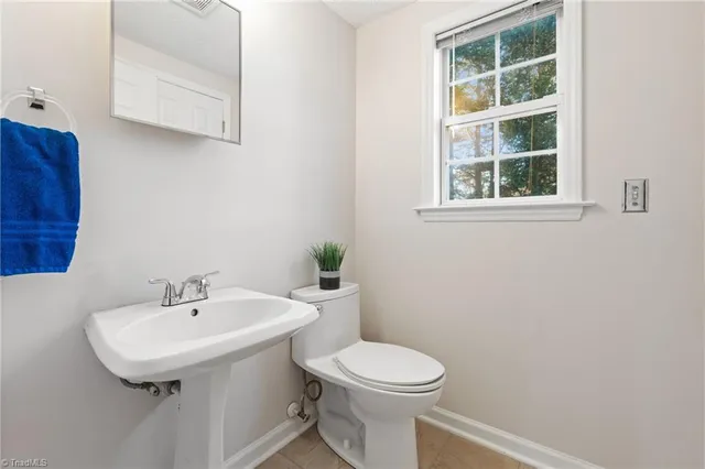 $260,000 | 15 Wimbledon Lane, Greensboro, NC 27455