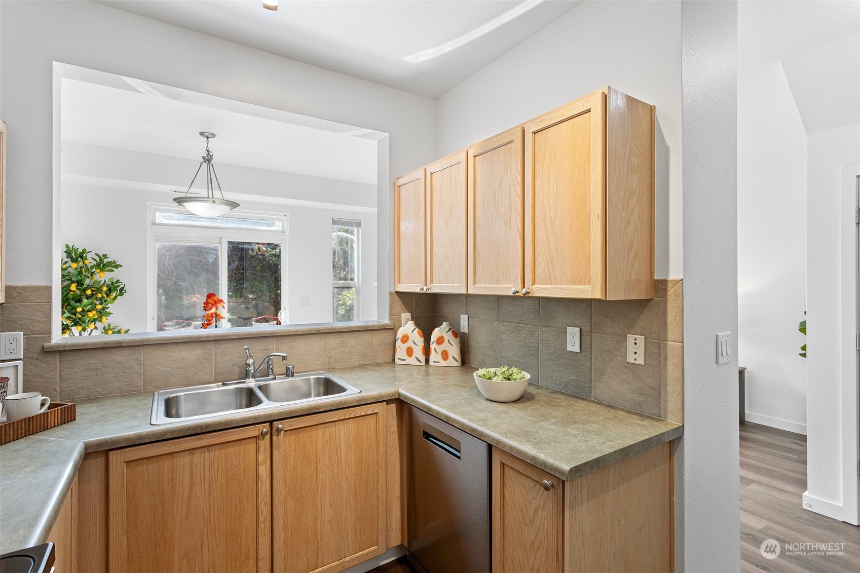 18930 Bothell Everett Highway, Unit R103 Bothell, WA 98012 - Photo 11 of 25 Gallery Image 11