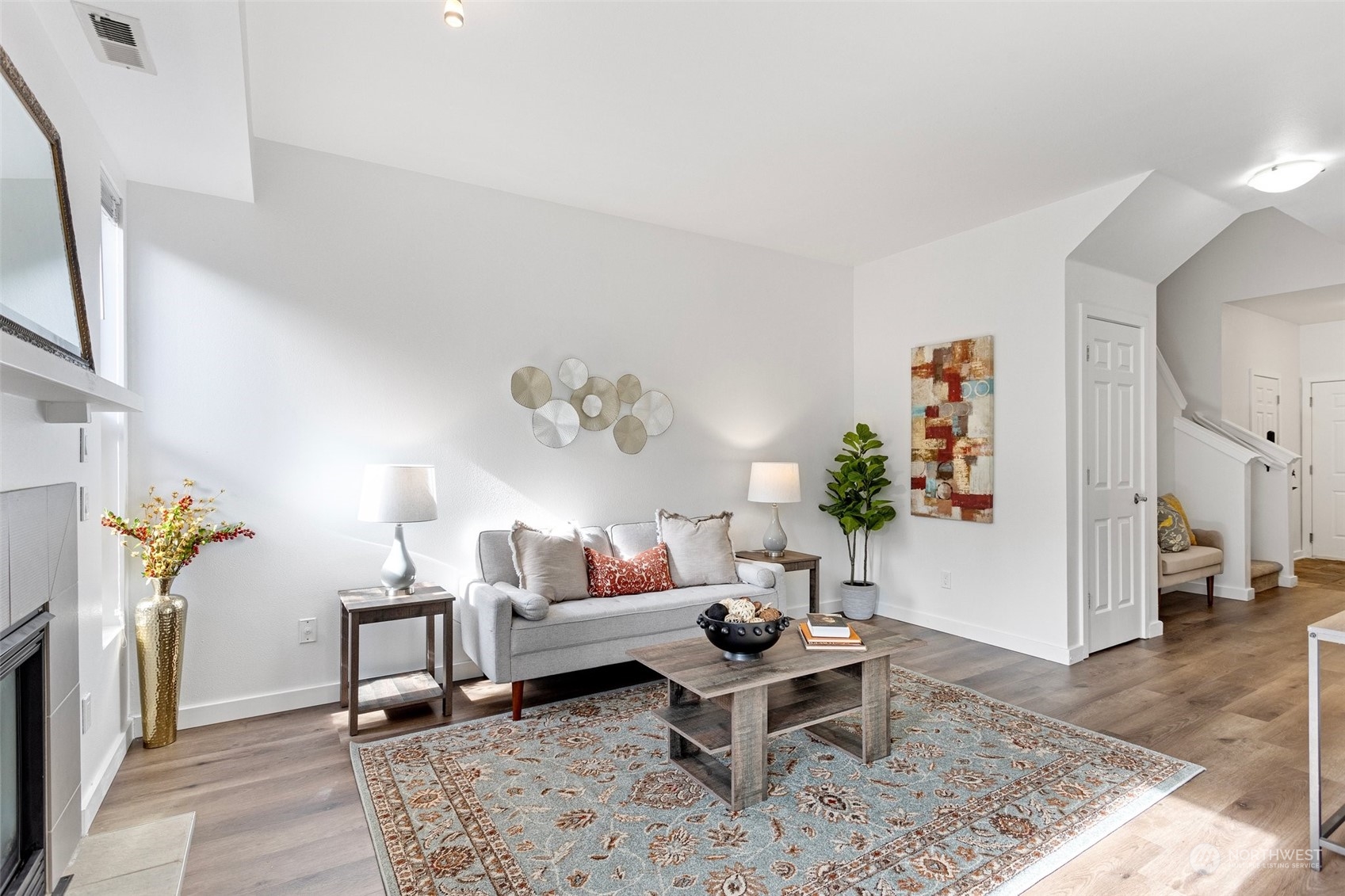 18930 Bothell Everett Highway, Unit R103 Bothell, WA 98012 - Photo 5 of 25 Gallery Image 5