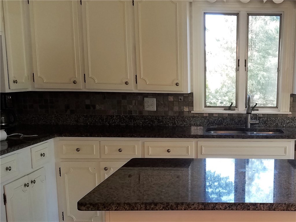 14 Tupelo Trail Narragansett, RI 02882 - Photo 15 of 27