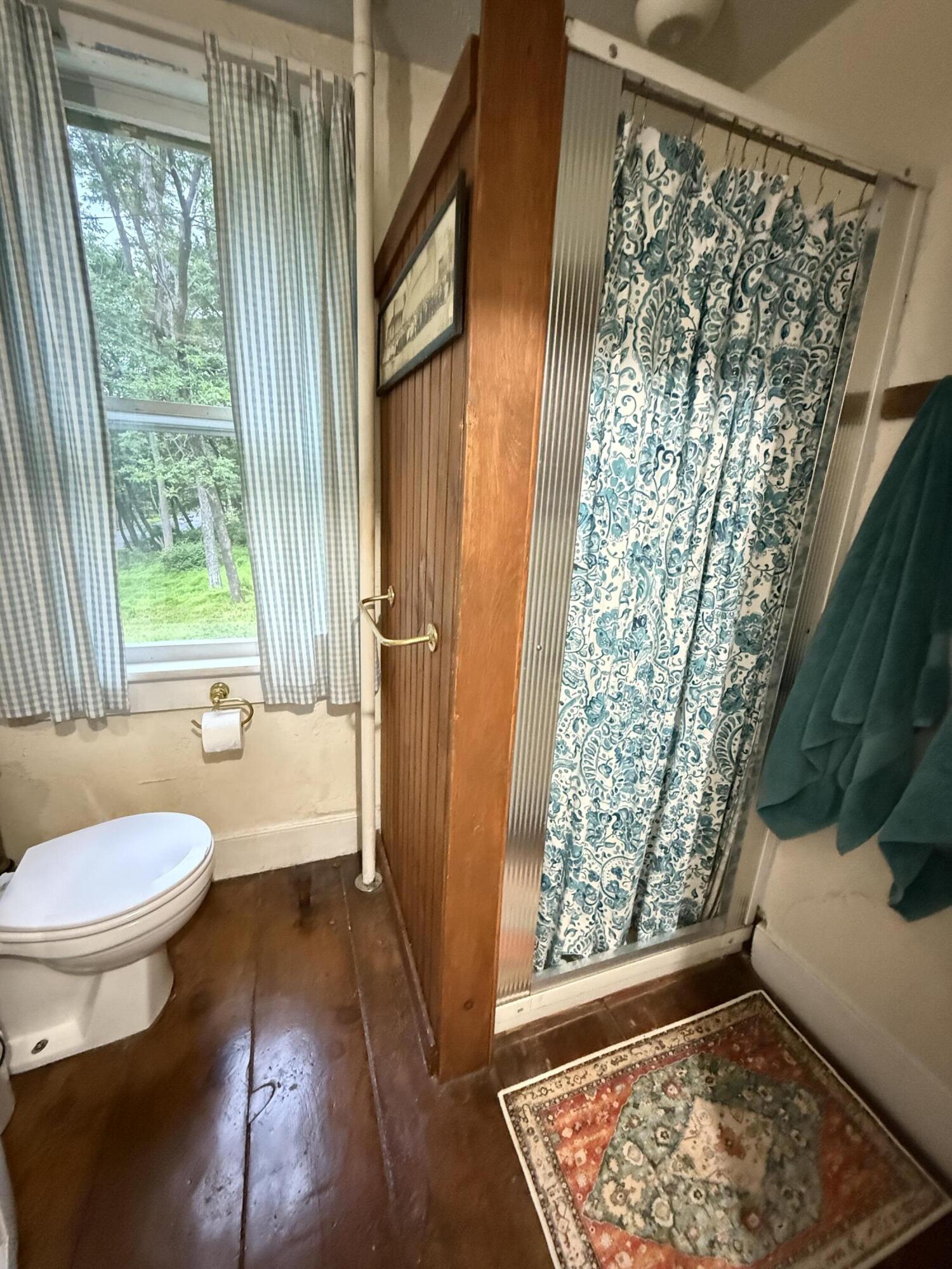 166 Alpine Lake Road Henryville, PA 18332 - Photo 41 of 52 1st Fl Bathroom