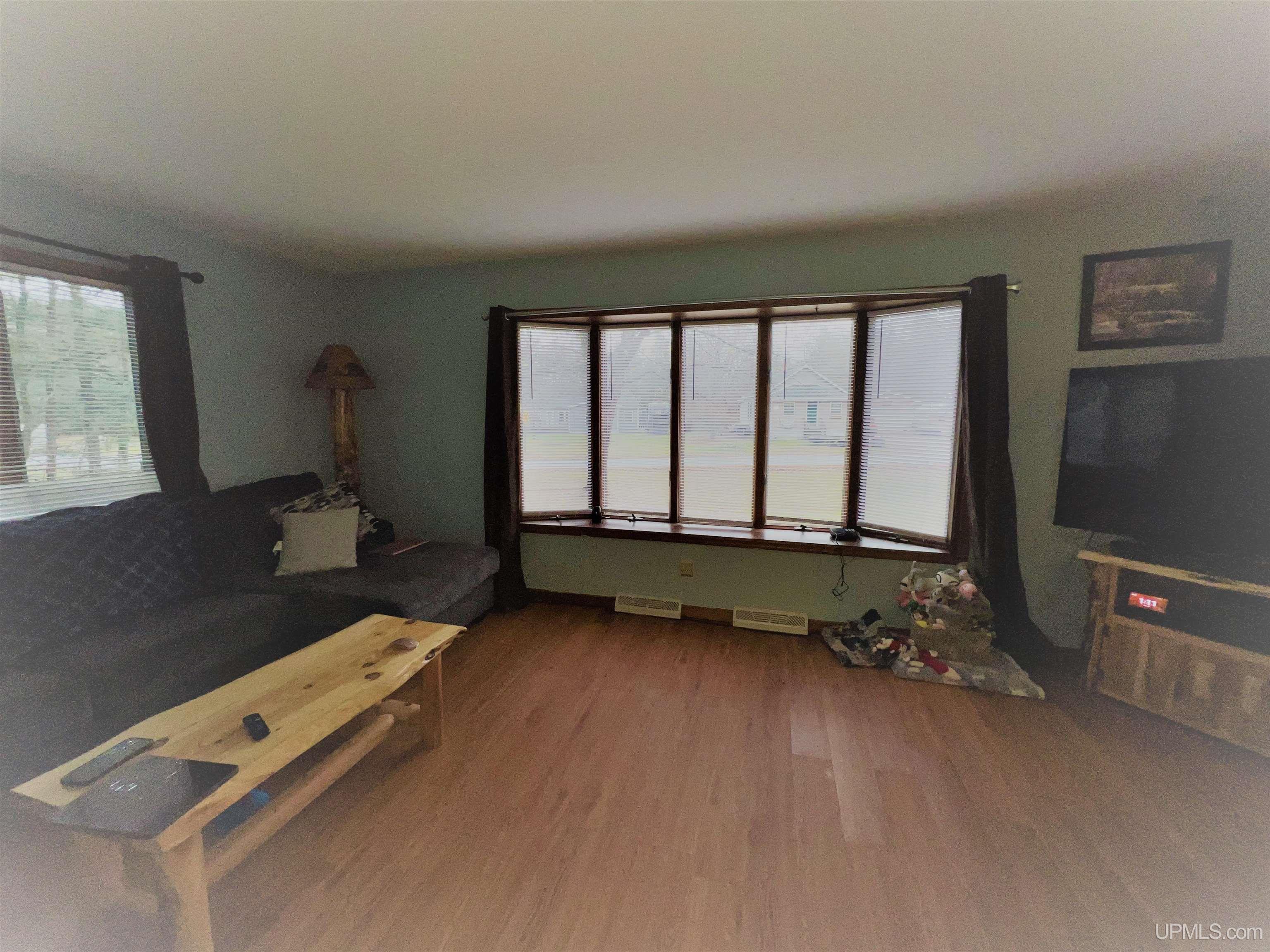 N1671 River Road Vulcan, MI 49892 - Photo 6 of 26