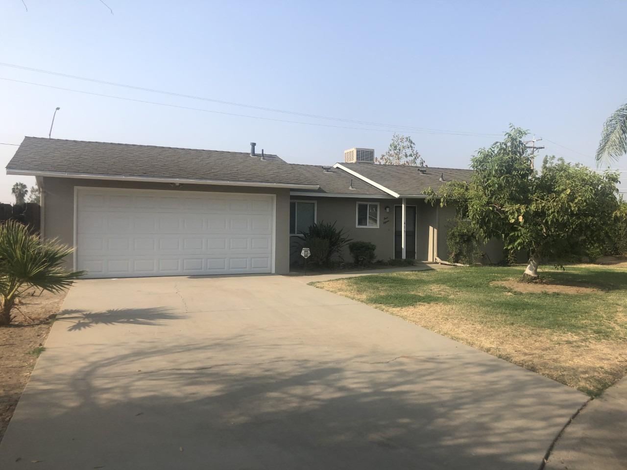 415 Arla Road Dinuba, CA 93618 - Photo 2 of 9 Gallery Image 2