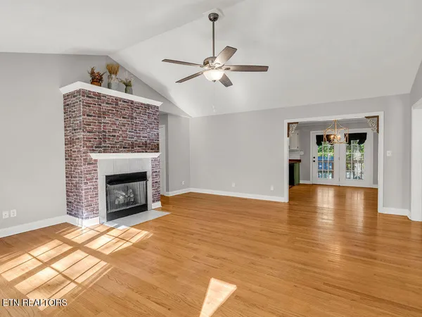 $350,000 | 170 Cedar Circle, Powell, TN 37849