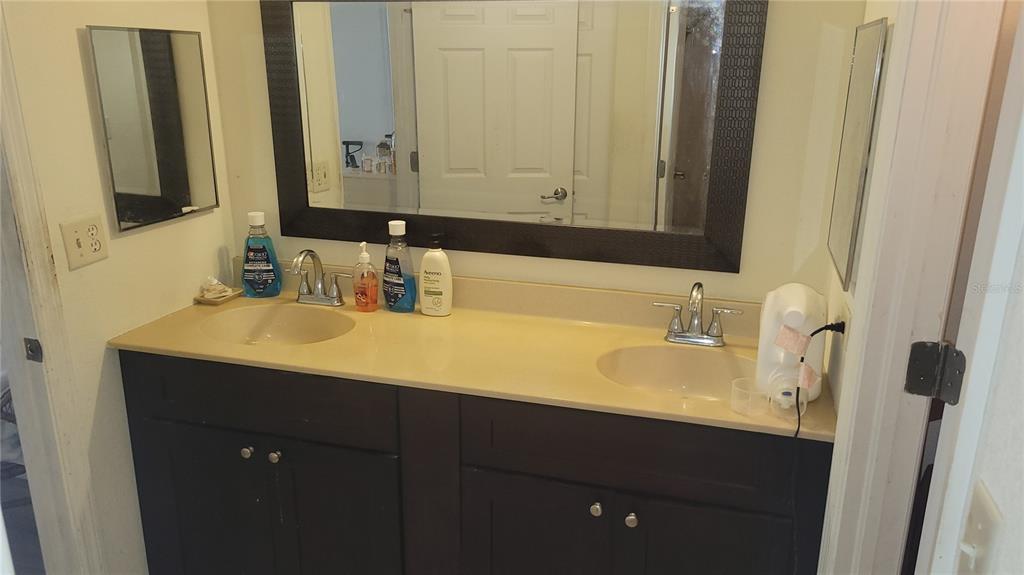 2737 Enterprise Road East, Unit 151 Clearwater, FL 33759 - Photo 18 of 19