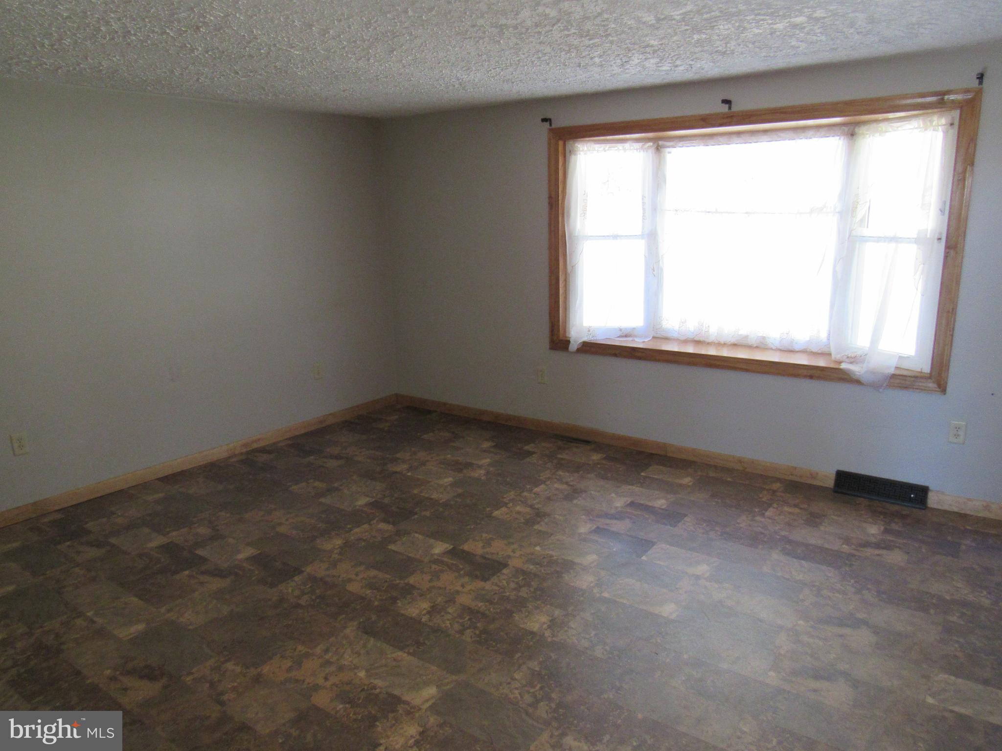 380 Butter Road York, PA 17404 - Photo 3 of 28