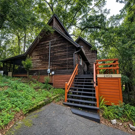 $194,800 | 2406 Boone Boulevard, Tallahassee, FL 32303