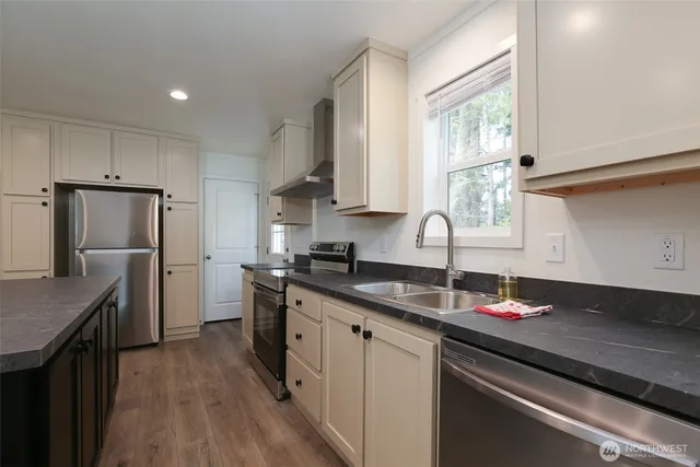 $385,000 | 464 Sycamore Road, Coupeville, WA 98239