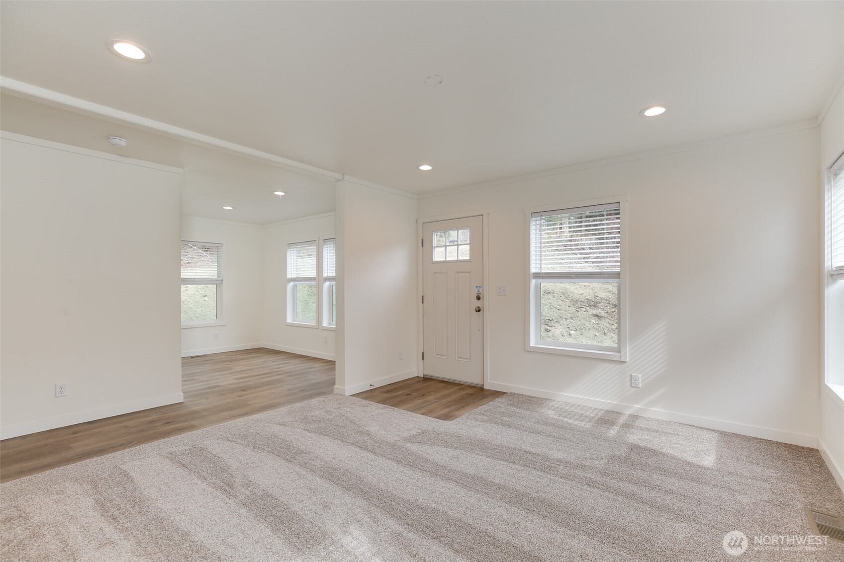 464 Sycamore Road Coupeville, WA 98239 - Photo 19 of 30 an empty room with windows and closet