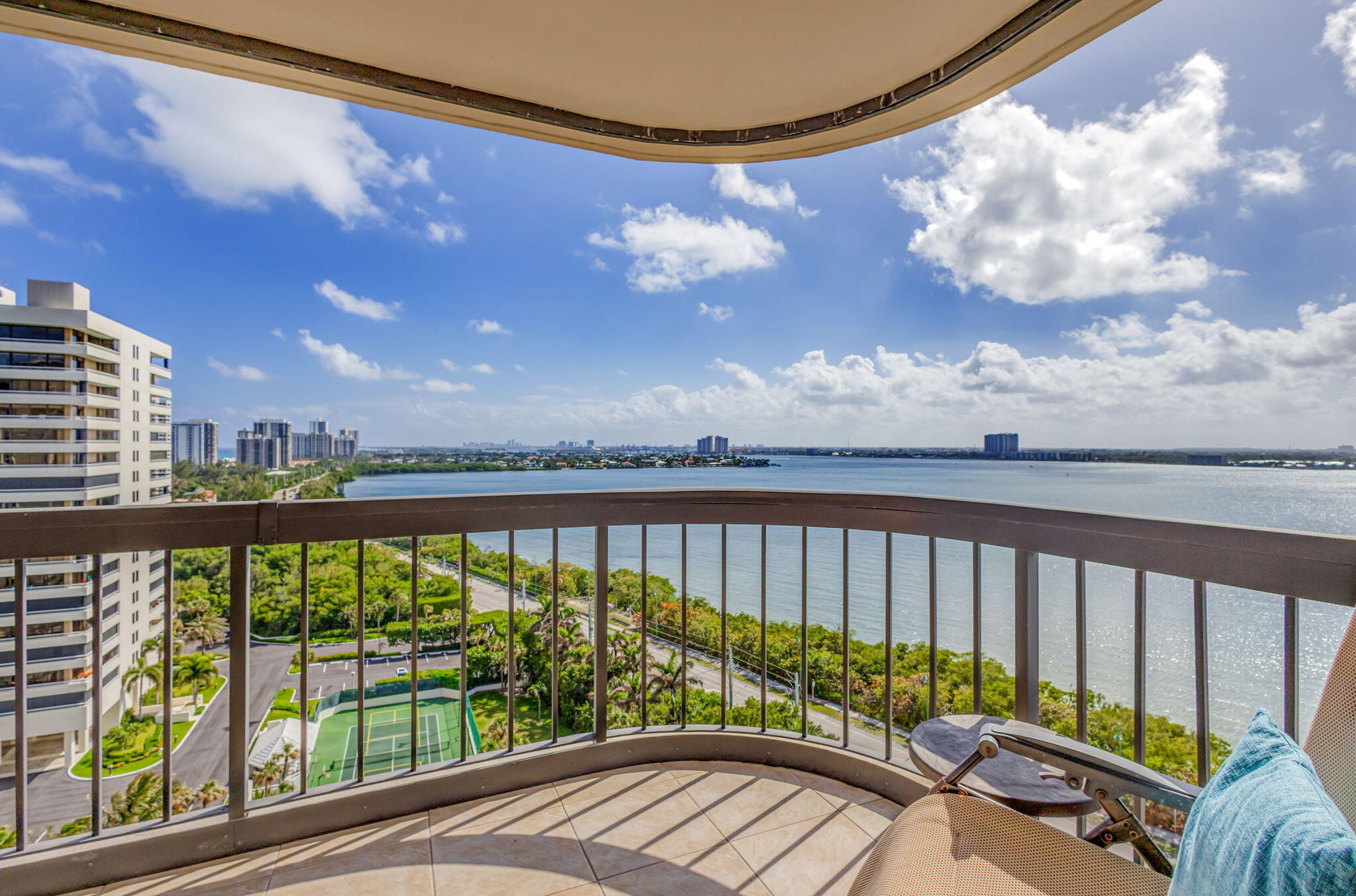 5380 North Ocean Drive, Unit 15A Singer Island, FL 33404 - Photo 13 of 105 41-web-or-mls-5D1A8022_HDR