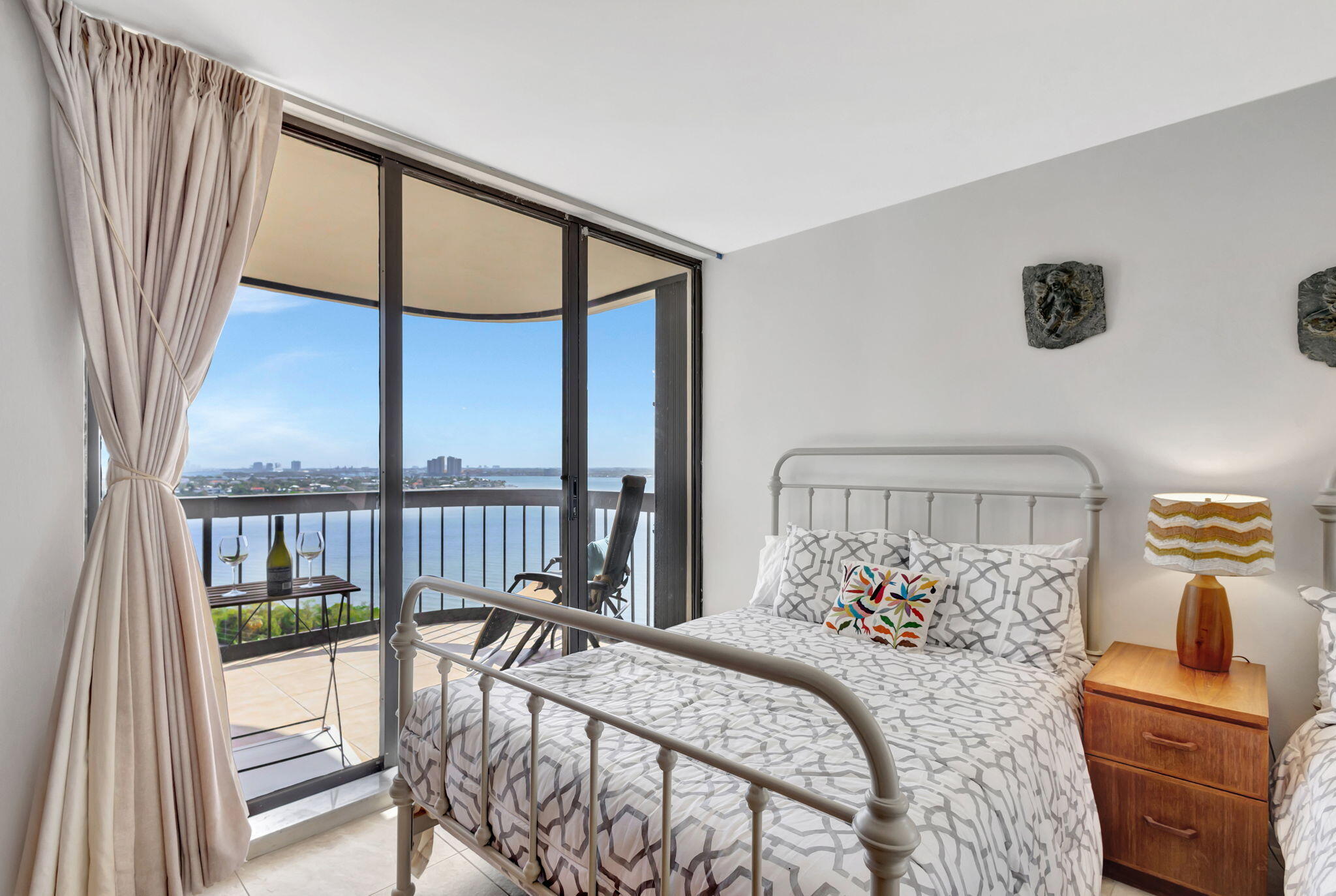 5380 North Ocean Drive, Unit 15A Singer Island, FL 33404 - Photo 43 of 105 32-web-or-mls-5D1A8047