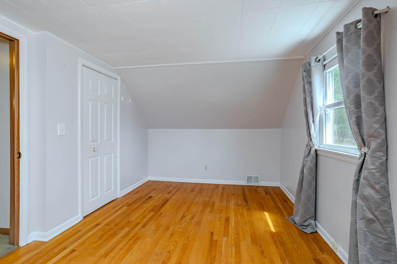 1111 Marquardt Road Wausau, WI 54403 - Photo 39 of 62 Upper bedroom 3