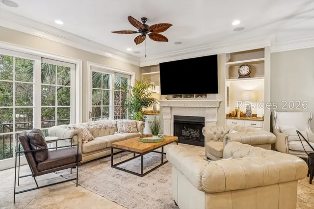 $1,599,999 | 17 Corine Lane, Hilton Head Island, SC 29928