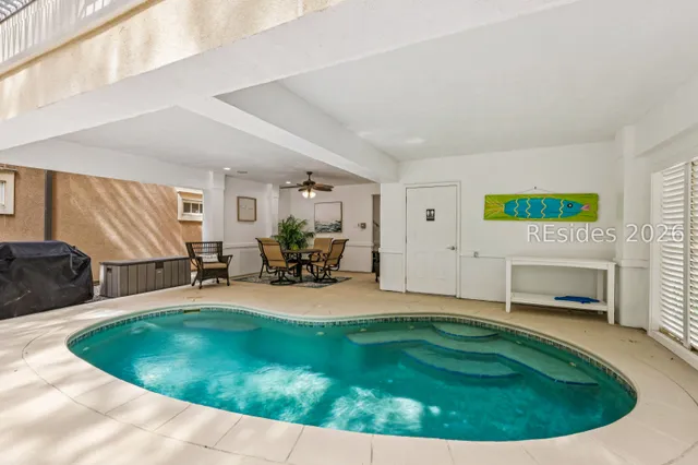 $1,599,999 | 17 Corine Lane, Hilton Head Island, SC 29928