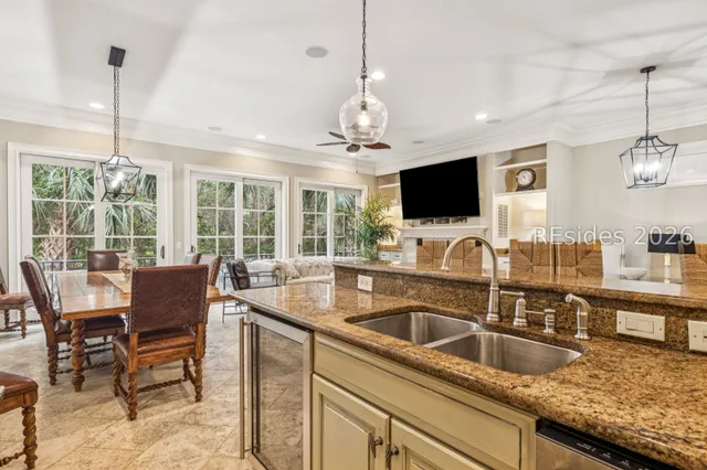 $1,599,999 | 17 Corine Lane, Hilton Head Island, SC 29928