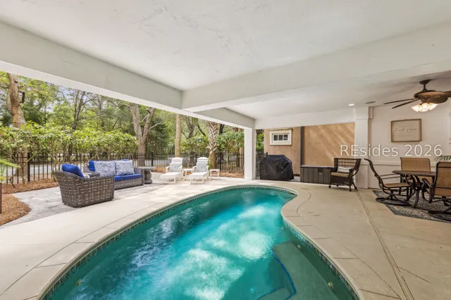 $1,599,999 | 17 Corine Lane, Hilton Head Island, SC 29928
