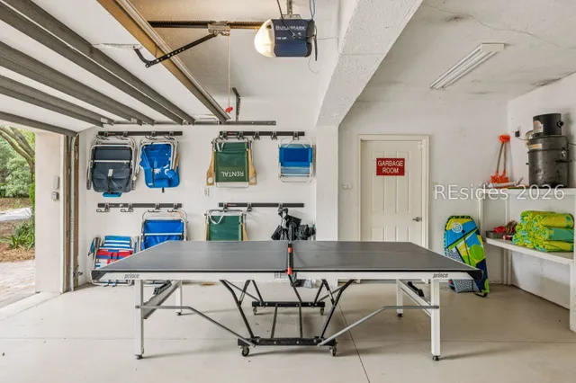 $1,599,999 | 17 Corine Lane, Hilton Head Island, SC 29928