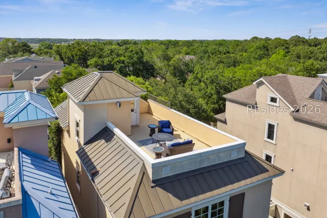 $1,599,999 | 17 Corine Lane, Hilton Head Island, SC 29928