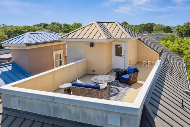 $1,599,999 | 17 Corine Lane, Hilton Head Island, SC 29928