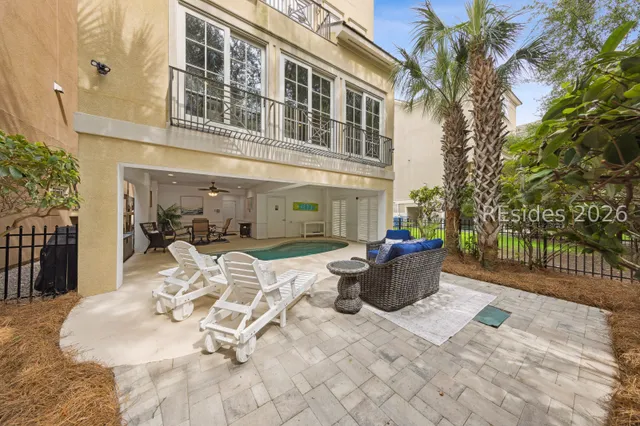 $1,599,999 | 17 Corine Lane, Hilton Head Island, SC 29928