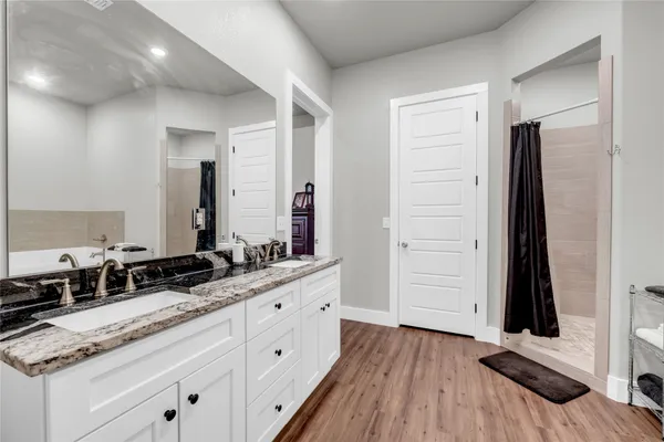 $315,000 | 100 Thomas Cove North, Burnet, TX 78611